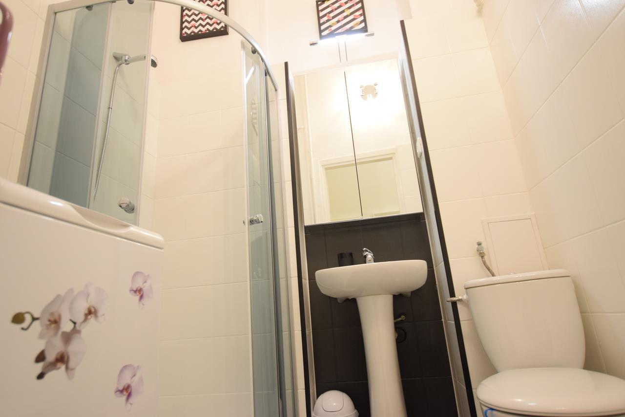 Elegant Apartment Copernicus ワルシャワ エクステリア 写真
