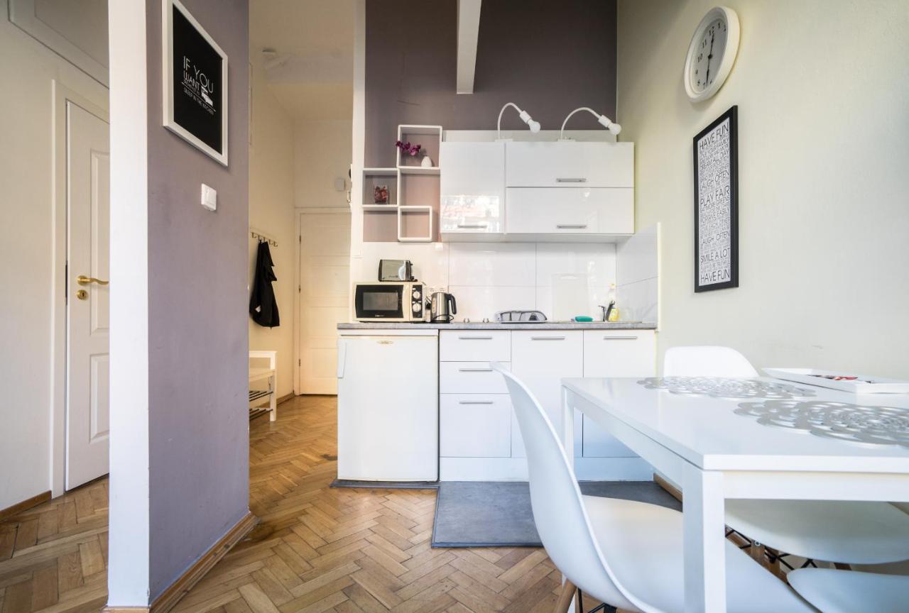 Elegant Apartment Copernicus ワルシャワ エクステリア 写真
